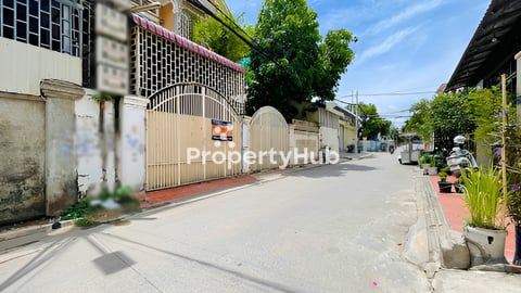 🏘 ផ្ទះល្វែង នៅបឹងទំពុន ខណ្ឌមានជ័យ ត្រូវការលក់បន្ទាន់ខ្លាំង