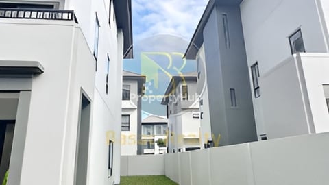 🏠វីឡាឃ្វីAសម្រាប់ (លក់បន្ទាន់) នៅបុរីជីបម៉ុងផាកលែន 6A