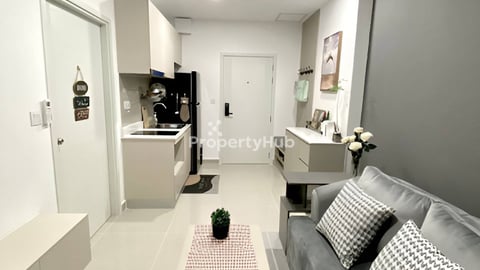 Condo 1 Bedroom Fully Furnished near Aeon Mall 2