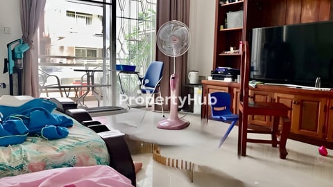 House sell in Orkide 2004