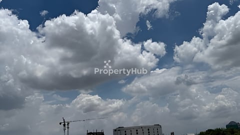 ដីលក់ក្បែរក្រសួងដែនដី ក្រោយសាលា CIA