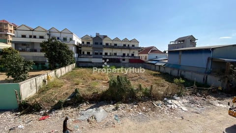 Land for rent near Borey Orkide the royal