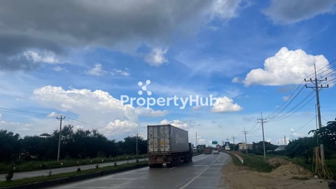 Prime 2400 sqm Land on Xi Jin Ping Blvd for Rent