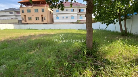 ដីសម្រាប់លក់បន្ទាន់ នៅសង្កាត់ផ្សារដើមថ្កូវ