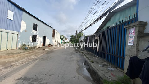 ដី@ឃ្លាំងលក់@ជួលនៅក្រុងតាខ្មៅ