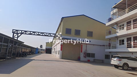 រោងចក្រ និង ឃ្លាំងសម្រាប់លក់នៅ សង្កាត់ភ្លើងឆេះរទេះ (មានជំណូល $12,800/ខែ)