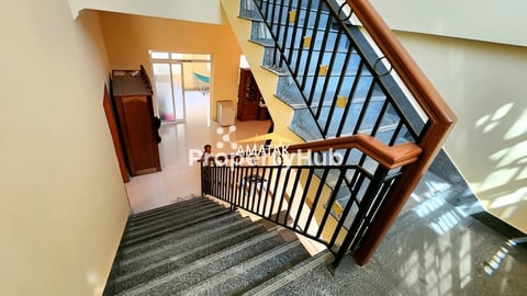 វីឡាទោលសម្រាប់ជួលនៅជ្រោយចង្វារ