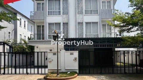 Twin Villa For Sale, The Flora 6A