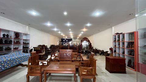 ឃ្លាំងសម្រាប់ជួលផ្លូវ 6A | Warehouse for rent on road 6A