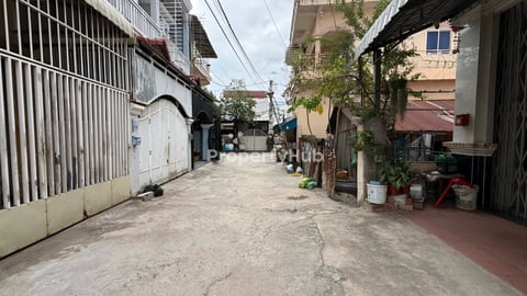 ផ្ទះលក់មានចំណូលស្រាប់នៅជិតក្រសួងពាណិជ្ជកម្ម