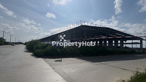 ឃ្លាំងជួល / 仓库出租 14m x 40m Or 40m x 80m, 2.5$/m2