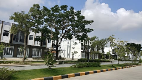 🏡 Bright New Home for sale or rent – Near Techo International Airport