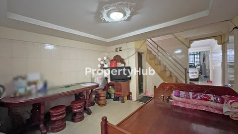 🏘 ផ្ទះល្វែង នៅជិតស្ពានដែកចំការដូង ត្រូវការលក់បន្ទាន់ខ្លាំង