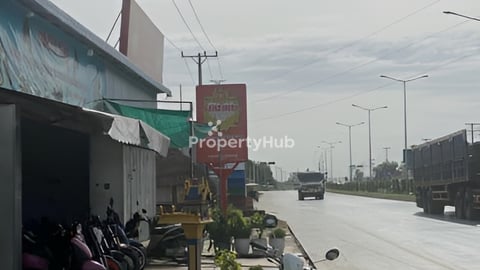 ដីលក់រឺជួលលើផ្លូវក្រវាត់ក្រុង