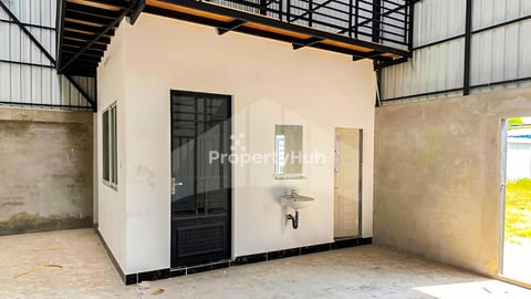 Warehouse for Rent on the main road in Sen Sok Area