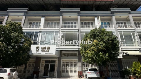 4 Bedroom Shophouse for Sale Near to AEON Sen Sok