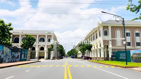 🏘 ផ្ទះអាជីវកម្ម (SH-A) សម្រាប់ជួល​​​ ក្នុងបុរី ប៉េងហួត60ម