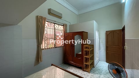 Apartment for Rent - 2 Bedrooms with Spacious Balcony in Tuol Tompoung II - Great for Expats