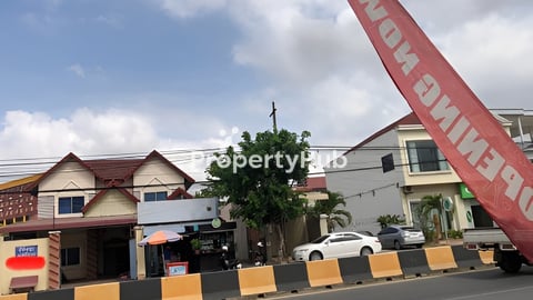 ដីនិងផ្ទះក្នុងក្រុងដូនកែវ