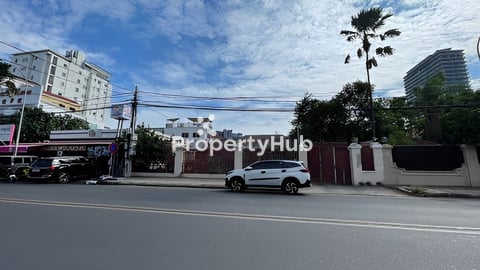 ⚡️ដីសម្រាប់លក់នៅ សង្កាត់បឹងកក់2  ខណ្ឌទួលគោកផ្លូវ 592