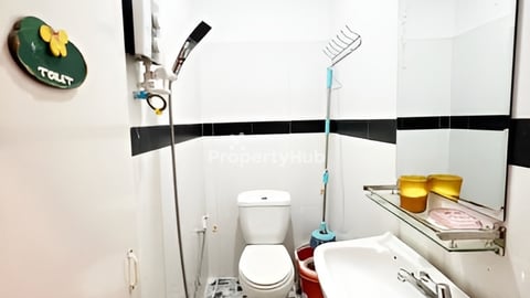 បន្ទប់ជួល