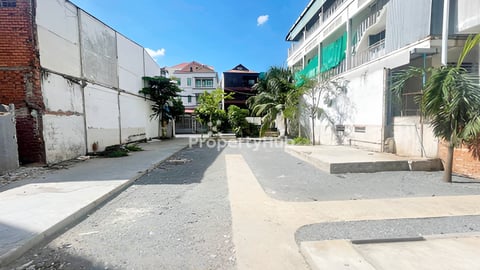 ដីសម្រាប់លក់ នៅទួលទំពូង | Land for Sale at Toul Tumpoung