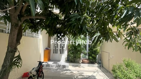 ផ្ទះលក់បន្ទាន់បុរី មេគង់រ៉ូយាលព្រែកលាប