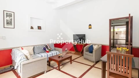 2BR-Apartment with Pool for Rent in Wat Bo area