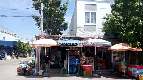 ផ្ទះកែងលក់បន្ទាន់