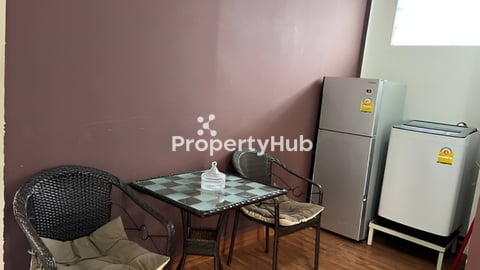 Tuol Kok, 60m2 size-two bed room Apartment (free wifi, management fee) for rent