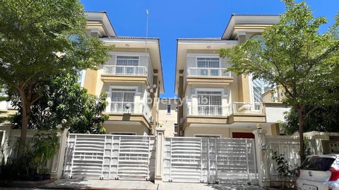 🏠វីឡាភ្លោះសម្រាប់លក់ បុរីហេងហៀងជ្រោយចង្វា