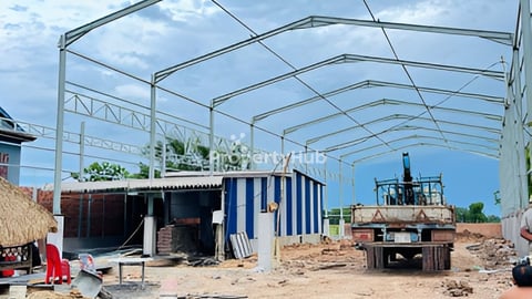 មាននទូលធ្វើឃ្លាំង និកៅឡាក់