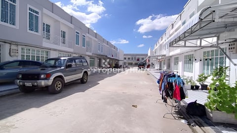 ផ្ទះល្វែងE0/E1លក់បន្ទាន់