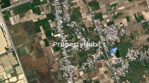 ដីលក់ឬជួលជាប់ផ្លូវ 105 ជិតផ្លូវជាតិលេខ២,3 នឹង ជិតផ្លូវក្រវ៉ាត់ក្រុង៣ ជិតប្រលានយន