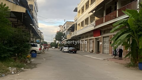 ដីលក់ជិតផ្សារចាក់អង្រែក្រោម