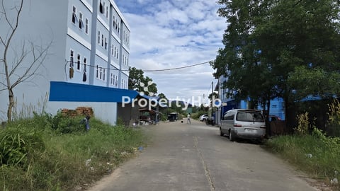 ដីលក់បន្ទាន់ នៅជិតតំបន់សេដ្ឋកិច្ចពិសេសក្រុងព្រះសីហនុ