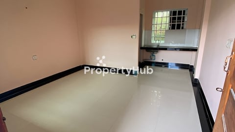 អាគារលក់ ក្រោយផ្សារ Princess Supermarket