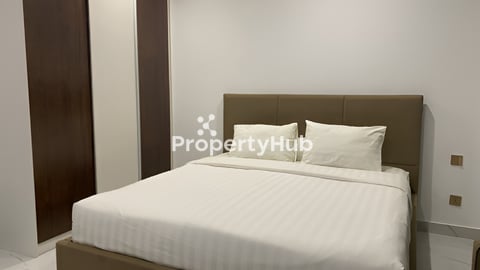 Studio room for rent