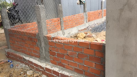 200m2 Land for SALE (កែងផ្លូវ15m នឹង10m ផ្លូវក្រោយ2m ធ្វើផ្ទះឬបន្ទប់ជួលបាន)