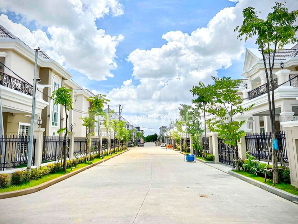 រូបភាពអចលនទ្រព្យទី 2