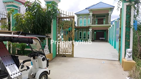 តាខ្មៅ,ផ្ទះវិឡាមានឃ្លាំងនៅជាប់500m²ចំងាយពី850mពីវិទ្យាស្ថានជាតិពហុបច្ចេកទេសតេជោស