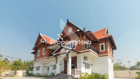 8BR-Villa with Pool for Rent in Svay Dankum area