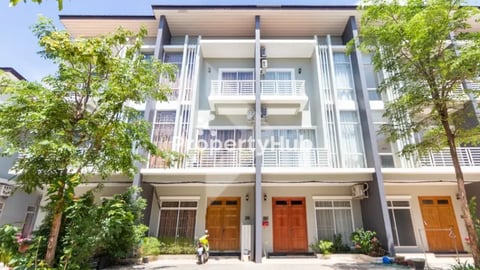 Link House for Sale in Borey Premier Palace-Sro Ngae area