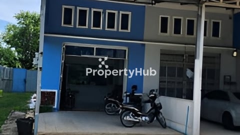 ផ្ទះលក់ក្រុងកំពង់ឆ្នាំង មានចំណូលស្រាប់