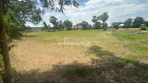 ដីភូមិសម្រាប់លក់