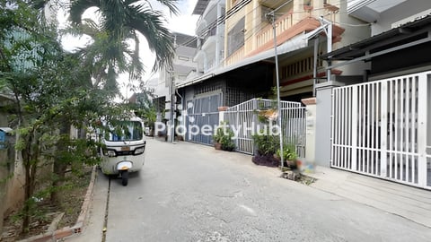 🏘 ផ្ទះល្វែង នៅជិតផ្លូ​វ 271 ត្រូវការលក់បន្ទាន់ខ្លាំង ​(កូដ៖ A05-055574)