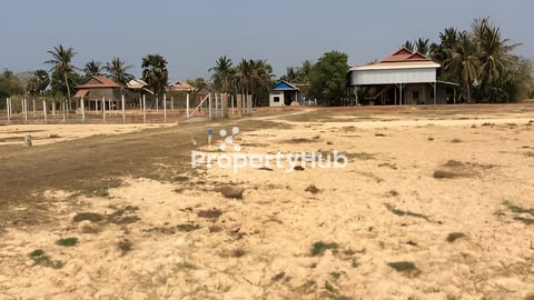 ដីលក់បន្ទាន់6500$នៅសៀមរាបក្របីរៀល