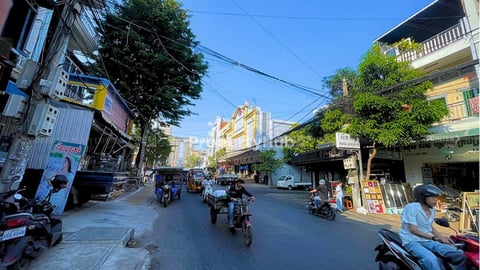 ដីលក់នៅក្បែរផ្លូវ163