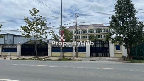 Commercial Building for Rent  Along Street 115 in Ta Khmau