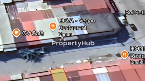 ផ្ទះលក់ធូរៗជិតរវង្វង់ម៉ូលធូរ៉េន